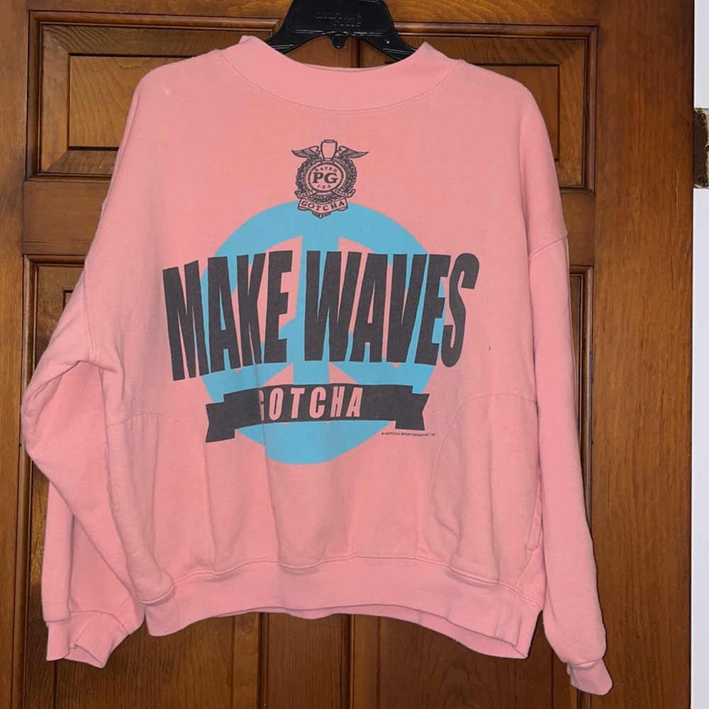 Urban Outfitters retro peach crewneck
